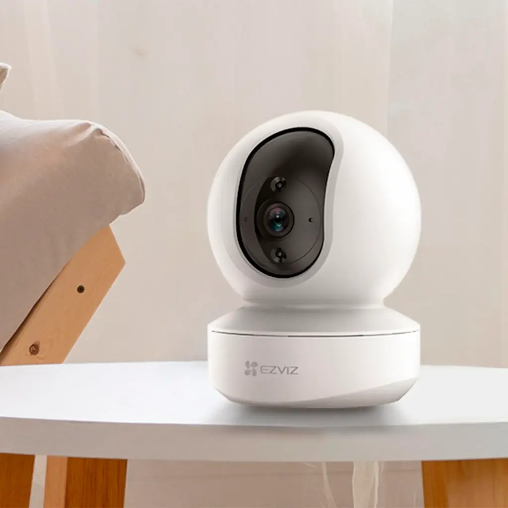 CS-TY1-R105-1J4WF  - Resolución 2K⁺ Visión panorámica Modo de Inspección (Modo Patrullaje) Visión Inteligente Nocturna a Color Compatible con Wi-Fi de doble banda de 2,4 / 5 GHz¹